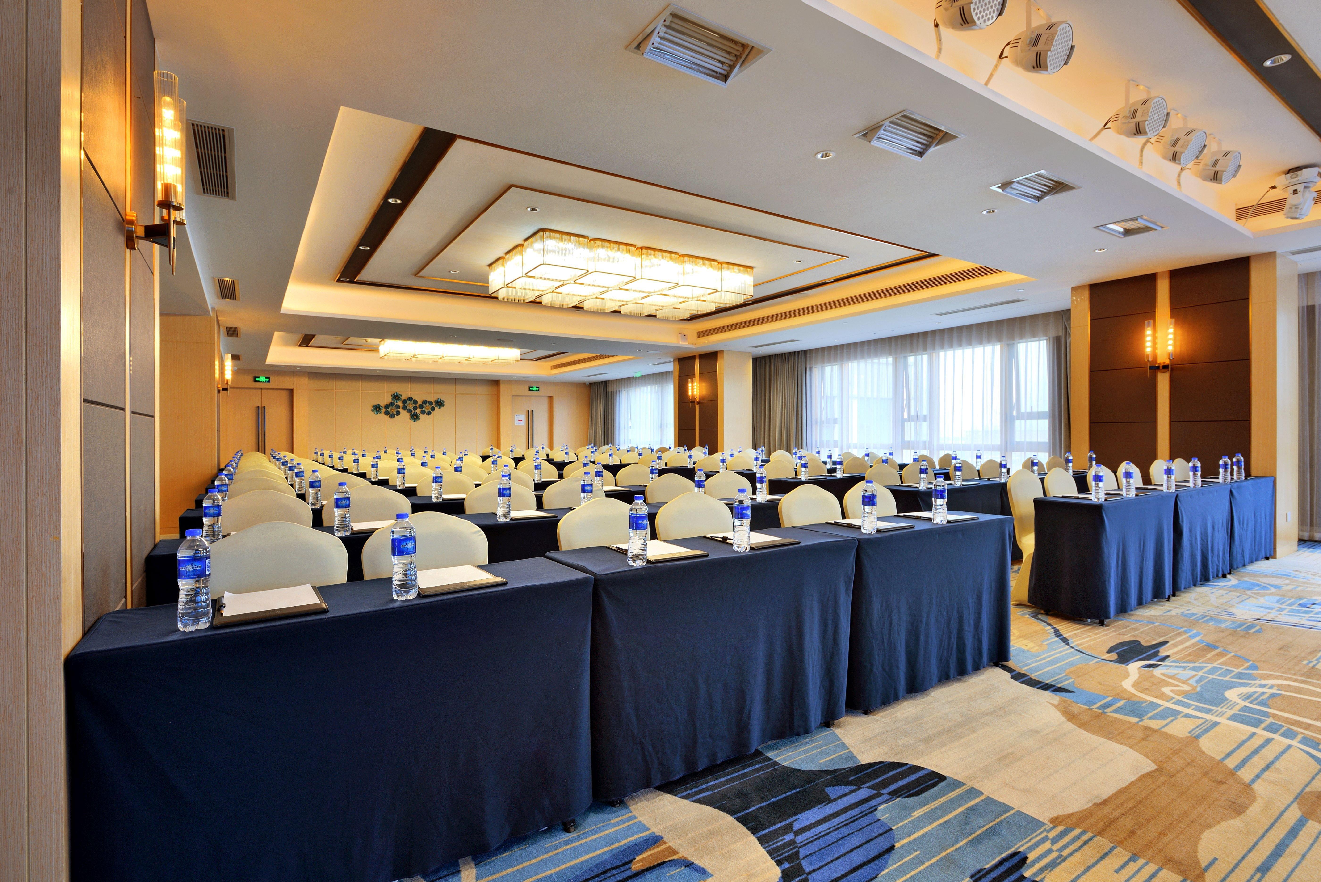 Pixian Holiday Inn Express Chengdu Tianhe, An Ihg Hotel מראה חיצוני תמונה